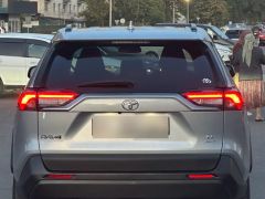 Сүрөт унаа Toyota RAV4