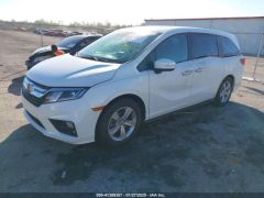 Photo of the vehicle Honda Odyssey