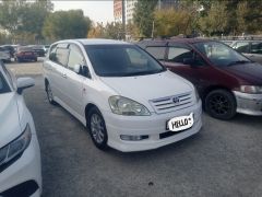 Фото авто Toyota Ipsum