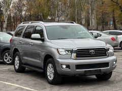 Фото авто Toyota Sequoia