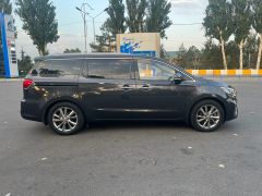 Фото авто Kia Carnival