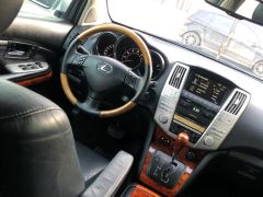 Photo of the vehicle Lexus RX