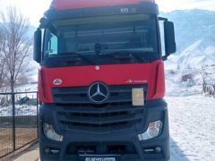 Фото авто Mercedes-Benz Actros