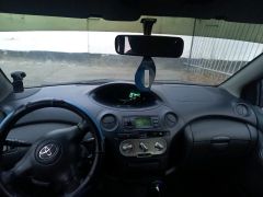 Сүрөт унаа Toyota Yaris