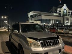 Сүрөт унаа Toyota Land Cruiser Prado