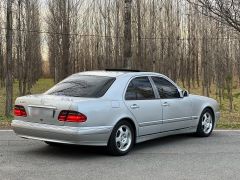 Photo of the vehicle Mercedes-Benz E-Класс