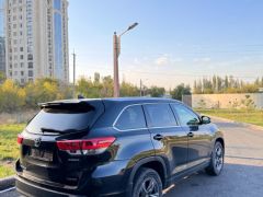 Сүрөт унаа Toyota Highlander