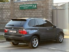 Photo of the vehicle BMW X5