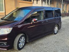 Фото авто Honda Stepwgn