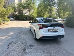 Фото авто Toyota Prius