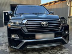 Photo of the vehicle Toyota Land Cruiser