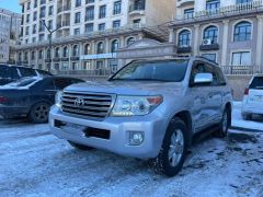 Сүрөт унаа Toyota Land Cruiser