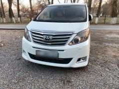 Сүрөт унаа Toyota Alphard