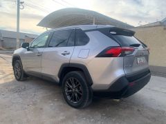 Photo of the vehicle Toyota RAV4