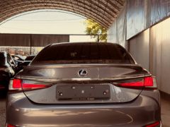 Сүрөт унаа Lexus ES