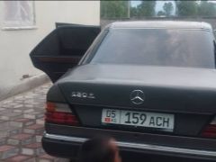 Сүрөт унаа Mercedes-Benz W124