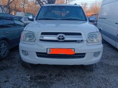 Сүрөт унаа Toyota Sequoia