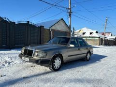 Фото авто Mercedes-Benz W124