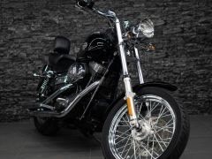 Фото авто Harley-Davidson Dyna Glide Custom