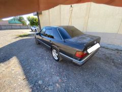 Сүрөт унаа Mercedes-Benz W124