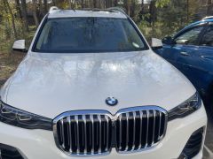 Photo of the vehicle BMW X7