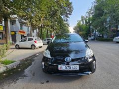 Фото авто Toyota Prius