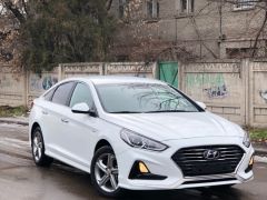 Photo of the vehicle Hyundai Sonata