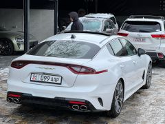 Сүрөт унаа Kia Stinger