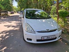 Сүрөт унаа Toyota Wish