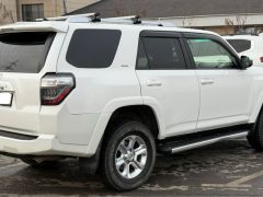 Photo of the vehicle Toyota 4Runner