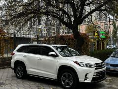 Сүрөт унаа Toyota Highlander