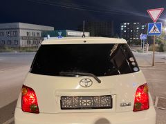 Сүрөт унаа Toyota Ist