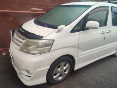 Photo of the vehicle Toyota Alphard