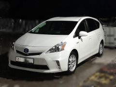 Сүрөт унаа Toyota Prius v (+)