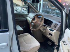 Фото авто Nissan Serena