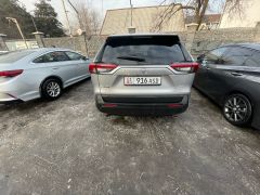 Сүрөт унаа Toyota RAV4