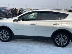 Сүрөт унаа Toyota RAV4