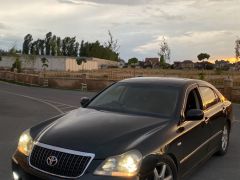 Photo of the vehicle Toyota Crown Majesta