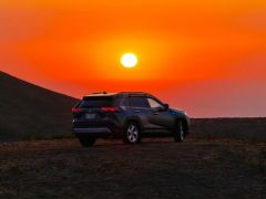 Сүрөт унаа Toyota RAV4