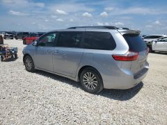 Фото авто Toyota Sienna