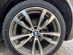 Photo of the vehicle BMW X5