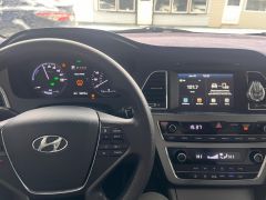 Photo of the vehicle Hyundai Sonata