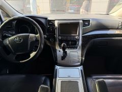 Сүрөт унаа Toyota Alphard