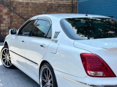 Photo of the vehicle Toyota Crown Majesta