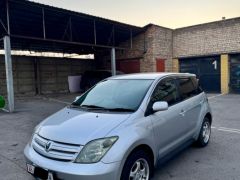 Сүрөт унаа Toyota Ist