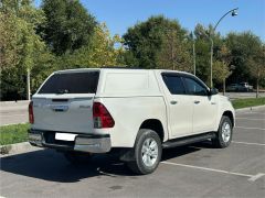 Сүрөт унаа Toyota Hilux