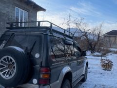 Сүрөт унаа Mitsubishi Pajero