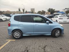 Photo of the vehicle Honda Fit