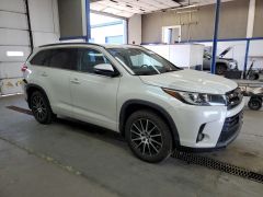 Сүрөт унаа Toyota Highlander