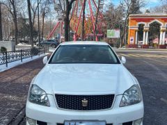 Сүрөт унаа Toyota Crown